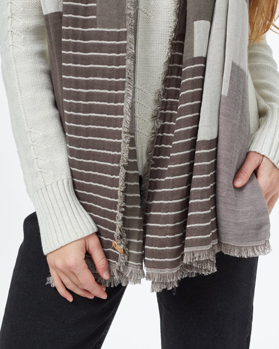 Organic Cotton Peaks Blanket Scarf