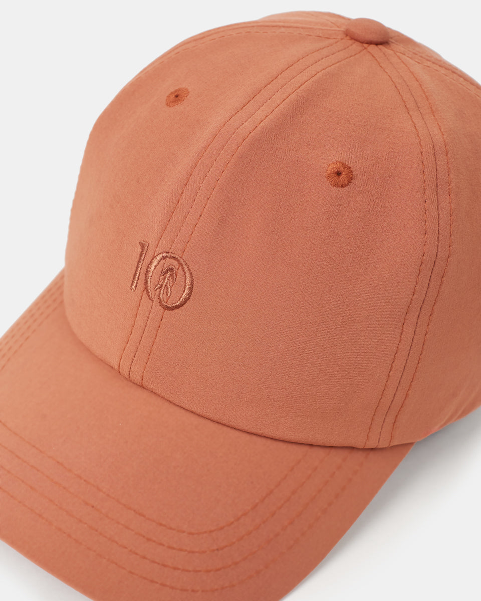 inMotion Peak Hat