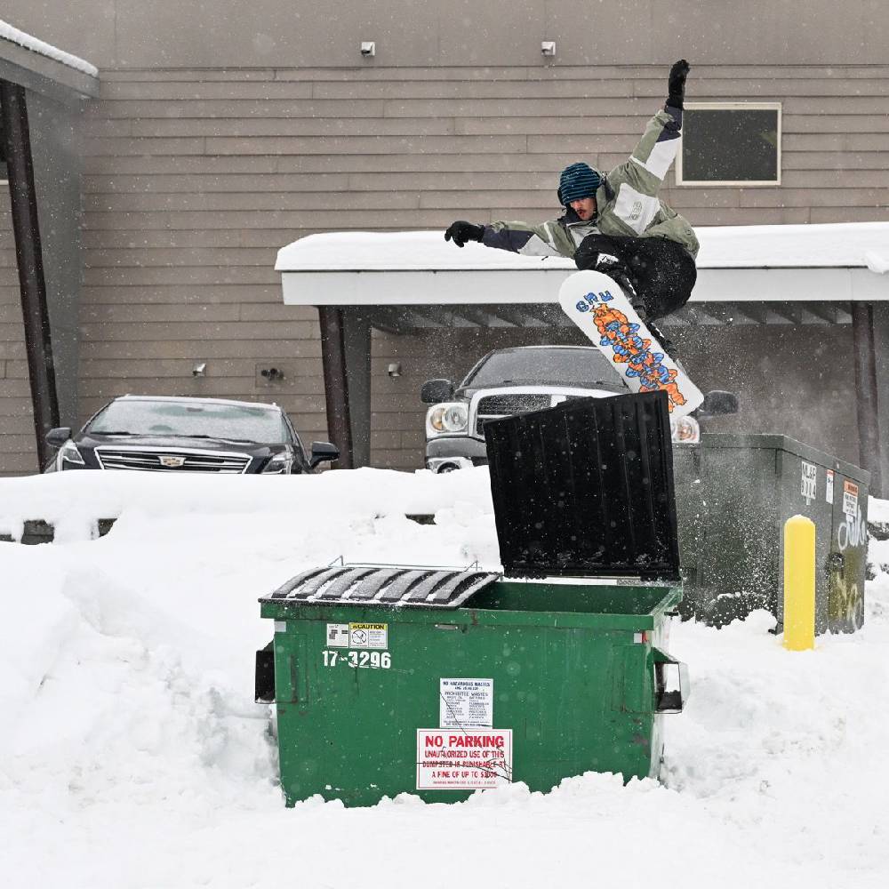 Gnu Headspace Snowboard 2024